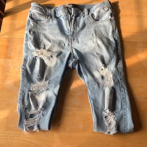 Hollister High Rise Crop Super Skinny 9R